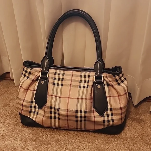 Burberry Classic Satchel Bag - Picture 1 of 16